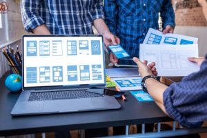 Profesi UI/UX Designer: Jobdesc, Skill, dan Informasi Gajinya